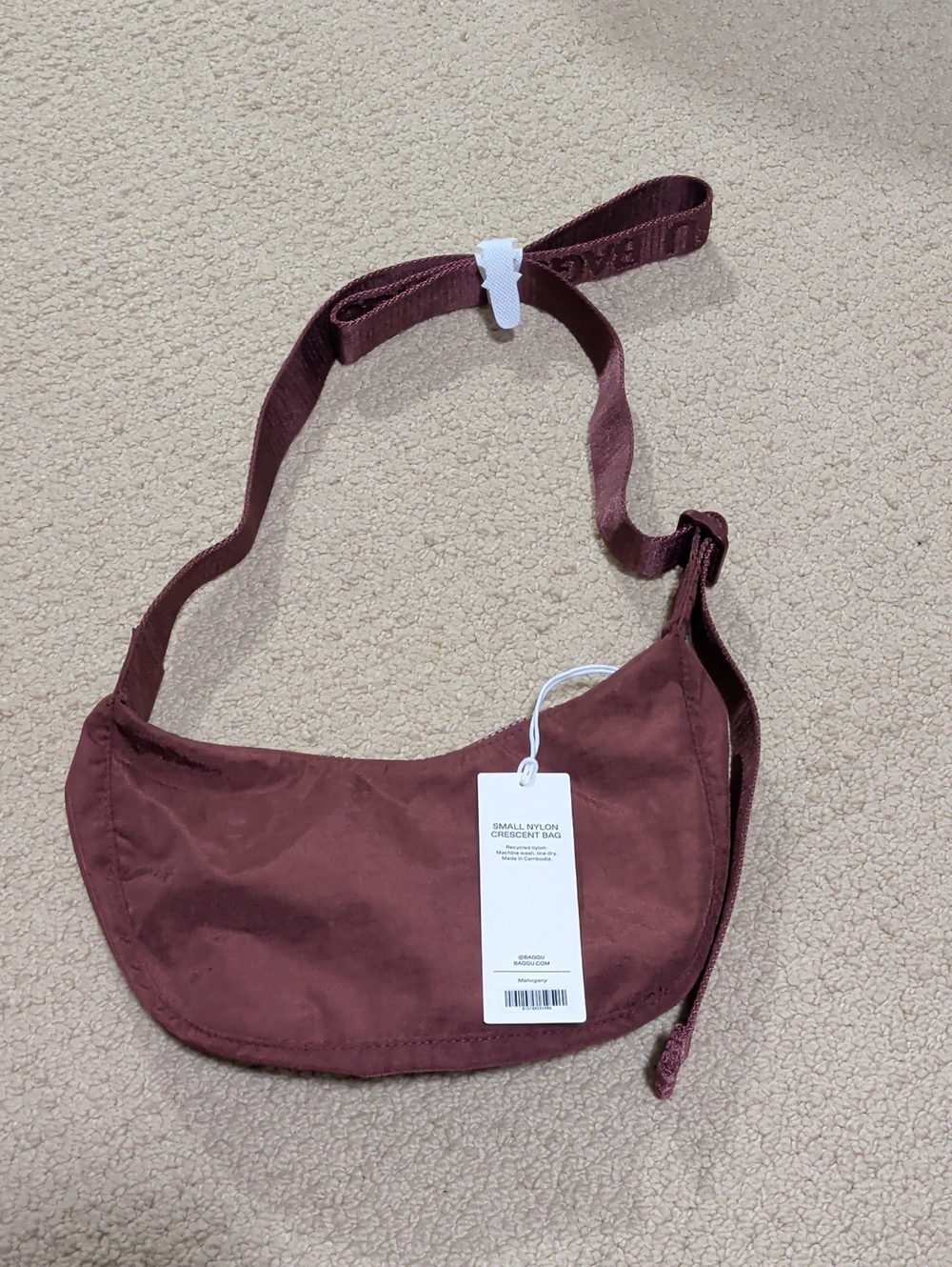 Baggu Small Nylon Crescent Bag in Mahogany